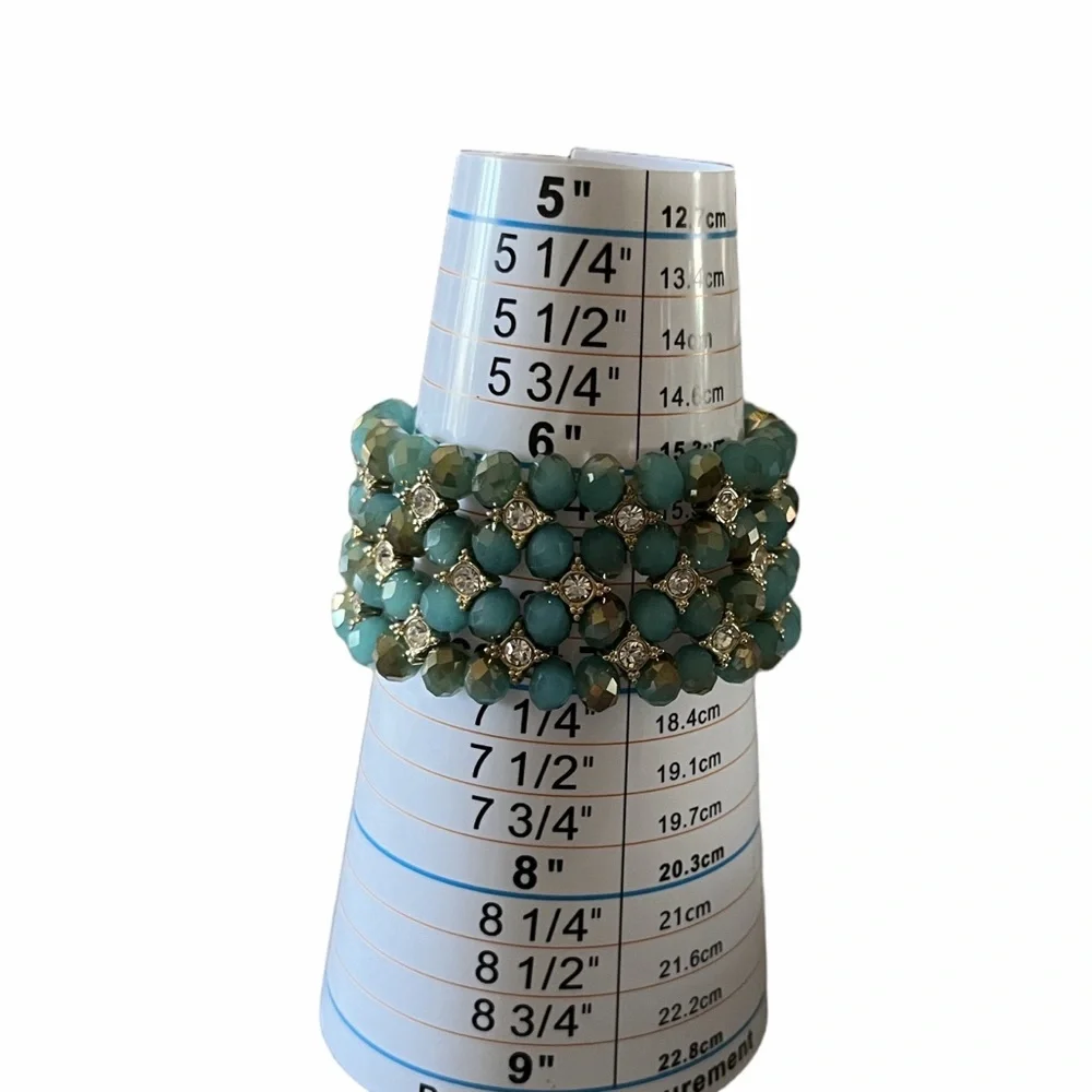 Premier Designs Turquoise Beaded Stretch Bracelet Gold Tone Accent